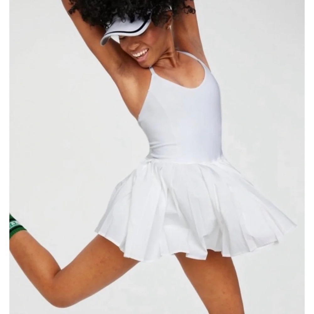 OFFLINE by Aerie Real Me Pleated Tennis Dress Small White Activewear Athleisure